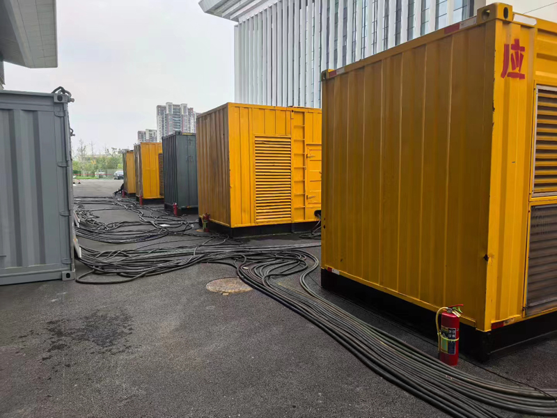 来凤不同季节柴油发电机组保养有哪些注意事项?